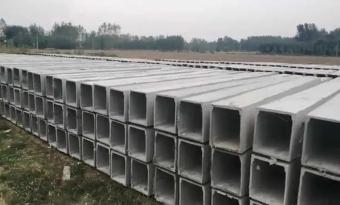 水(shui)泥機制煙道(dao)